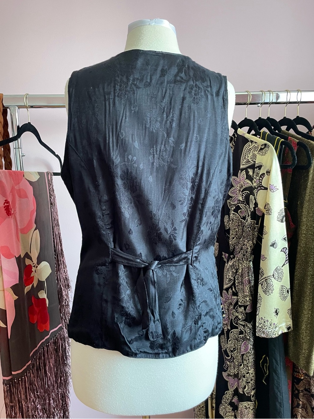 Vintage 90s René Derhy Black Velvet Floral Embroidered Boho Sleeveless Vest - Picture 8 of 10